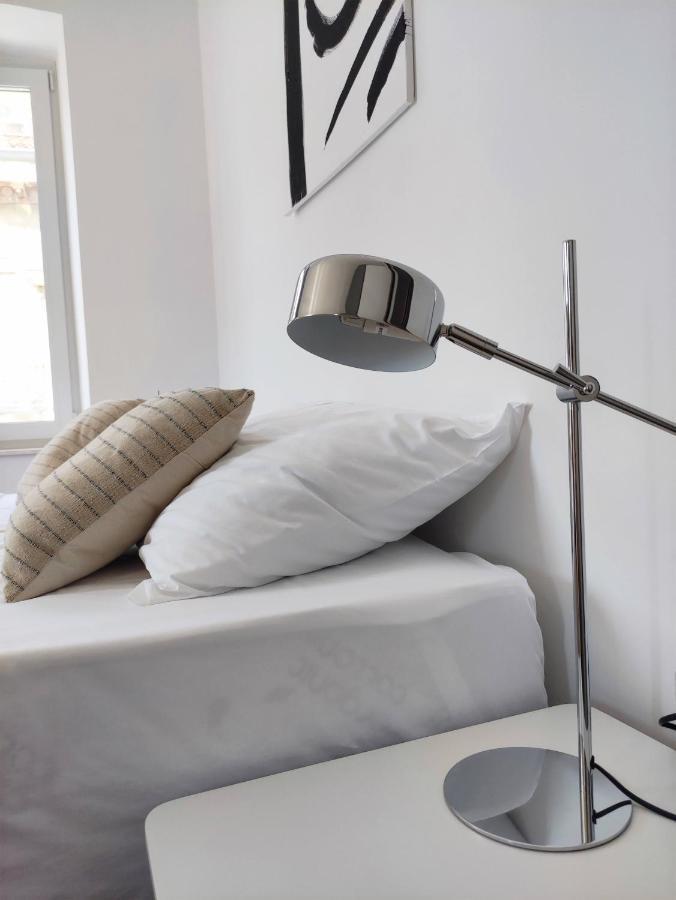 Nik Studio Apartments Pula Luaran gambar