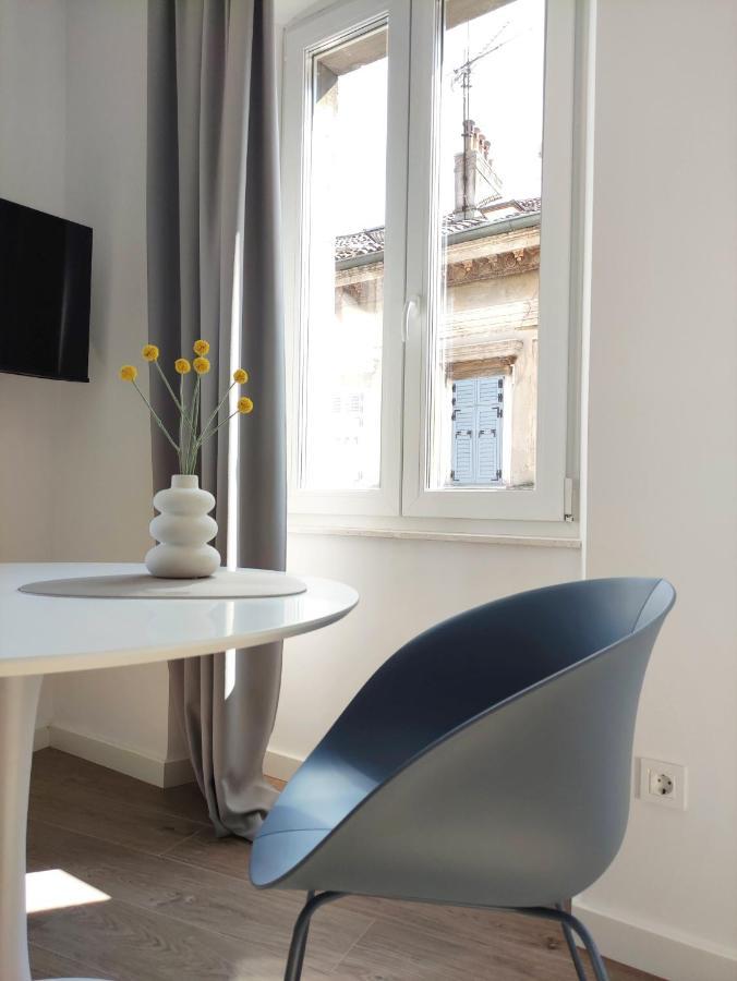 Nik Studio Apartments Pula Luaran gambar
